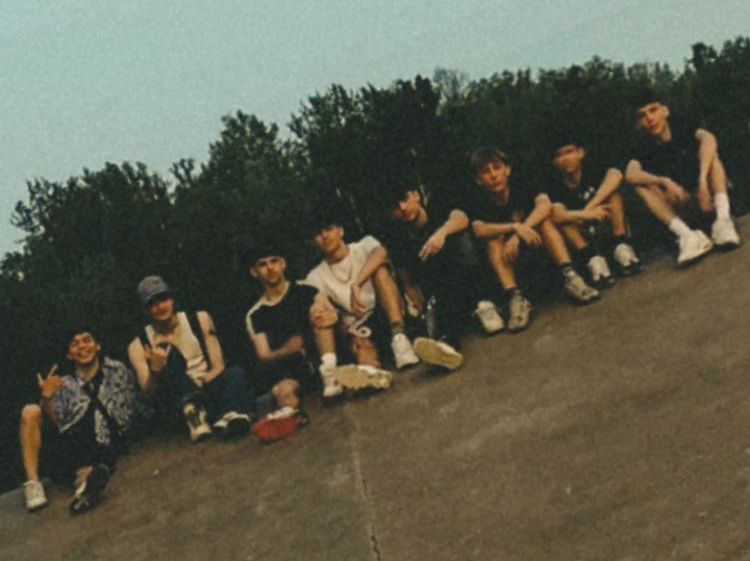 Lakash Crew — radici